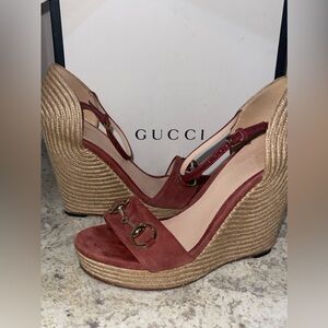 AUTHENTIC GUCCI Suede Horsebit Platform Espadrille Wedge Sandals SZ 37 US 7 Rose